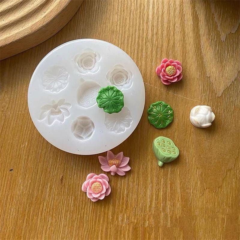 Lotus flower topping