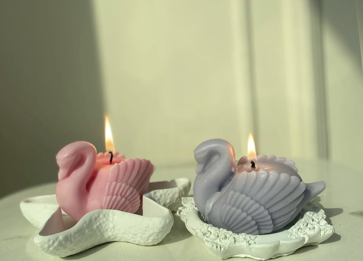 Swan mold